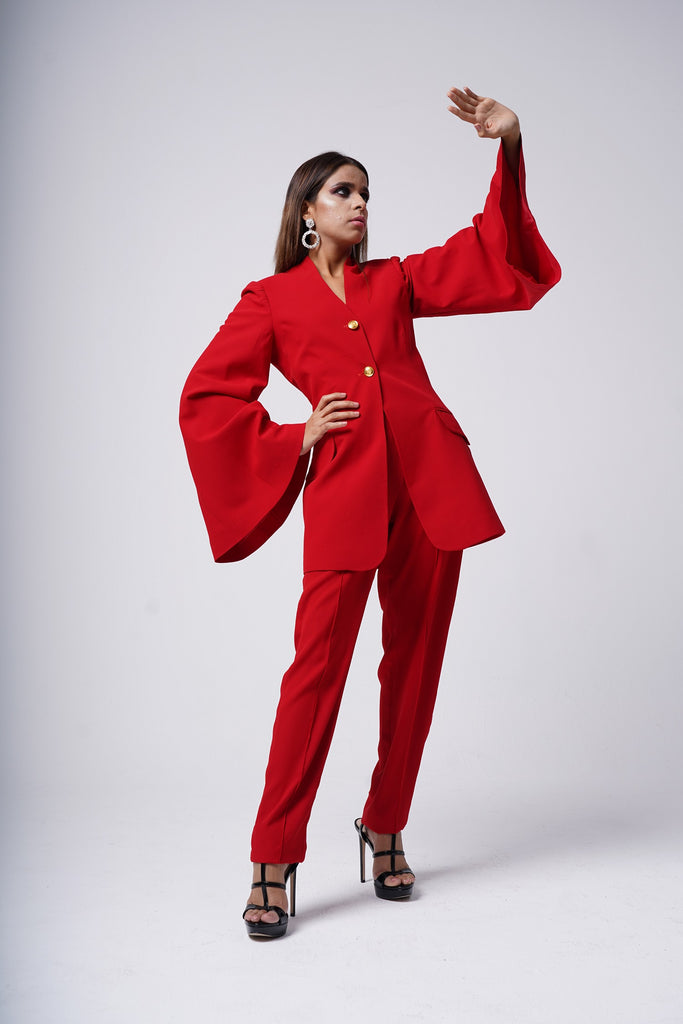 Megan Funnel Sleeve Suit Set